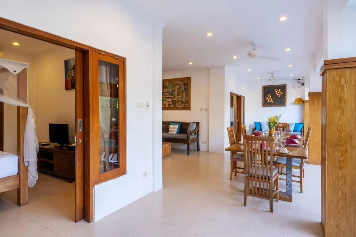 Genta- Petitenget 2Br Villa, Walk To Beach! 塞米亚克 0*,  印尼